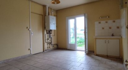 House 4 rooms of 97 m² in Tonnay-Charente (17430)