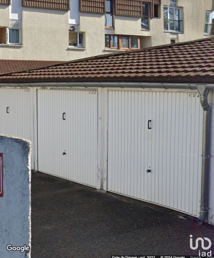Parking/garage/box de 13 m² à Les Ulis (91940)