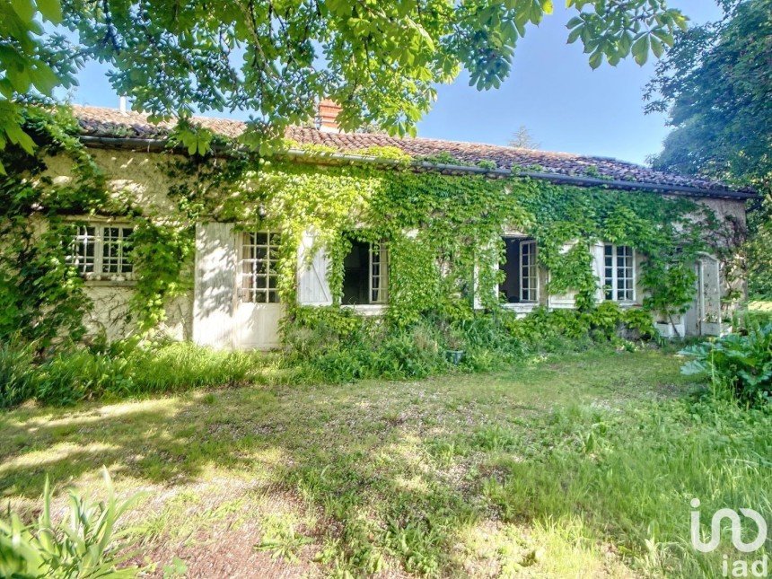 Maison 8 pièces de 170 m² à Saint-Antoine-de-Ficalba (47340)