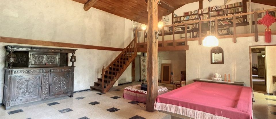 House 8 rooms of 170 m² in Saint-Antoine-de-Ficalba (47340)