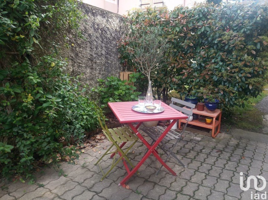 House 3 rooms of 72 m² in Sassenage (38360)