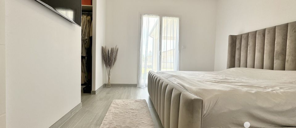House 4 rooms of 140 m² in Castelsarrasin (82100)