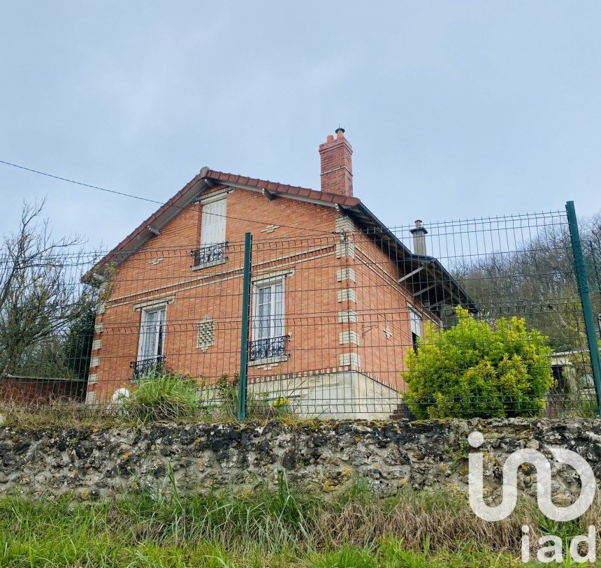 Village house 4 rooms of 76 m² in Berneuil-sur-Aisne (60350)