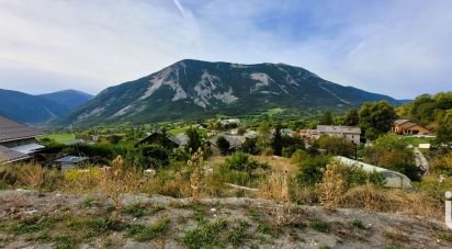 Land of 1,681 m² in Thorame-Haute (04170)