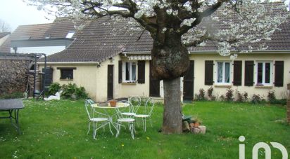 House 4 rooms of 87 m² in Val-de-Reuil (27100)