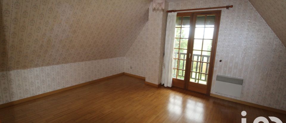 Traditional house 5 rooms of 104 m² in Saint-Georges-sur-Fontaine (76690)