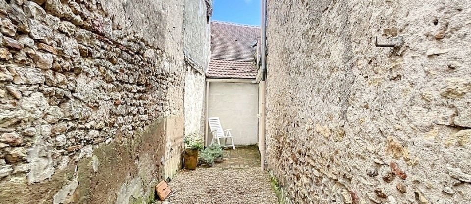 Town house 2 rooms of 45 m² in Bonny-sur-Loire (45420)