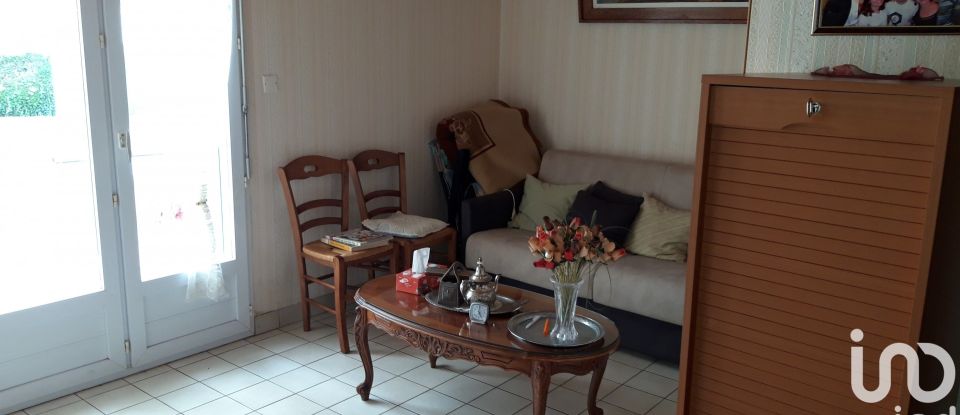 Maison traditionnelle 5 pièces de 105 m² à Longeville-sur-Mer (85560)