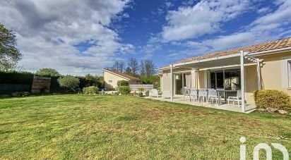 House 5 rooms of 120 m² in Pujols-sur-Ciron (33210)