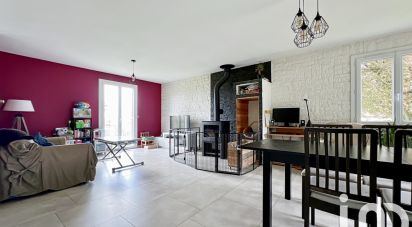 Maison 5 pièces de 123 m² à Villeroy (89100)
