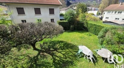 House 6 rooms of 212 m² in Sassenage (38360)
