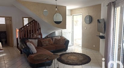 House 5 rooms of 110 m² in Saint-André (97440)