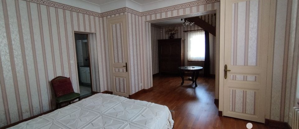 Estate 9 rooms of 280 m² in Saint-Avertin (37550)