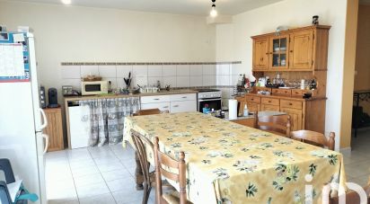 Pavilion 5 rooms of 113 m² in Narbonne (11100)