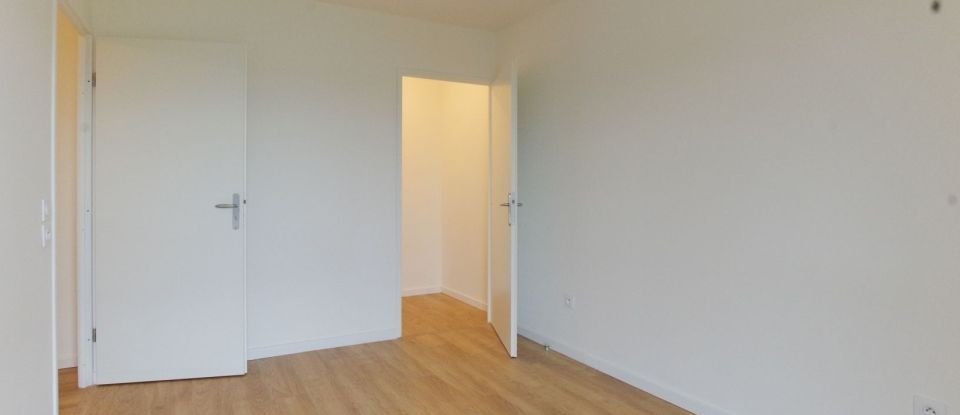 Appartement 4 pièces de 82 m² à Vernouillet (78540)