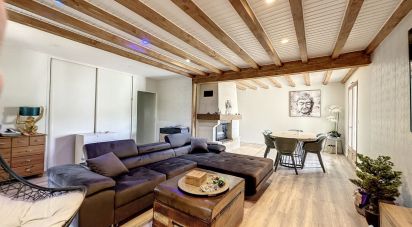 House 5 rooms of 118 m² in Saint-Vivien-de-Médoc (33590)