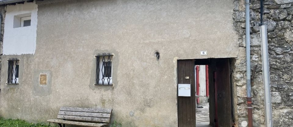 Maison de village 5 pièces de 106 m² à Barnas (07330)