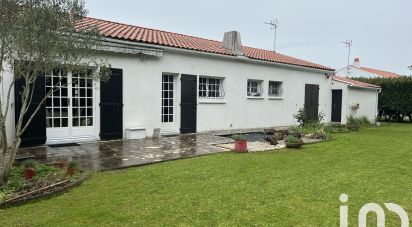 House 5 rooms of 152 m² in Lagord (17140)