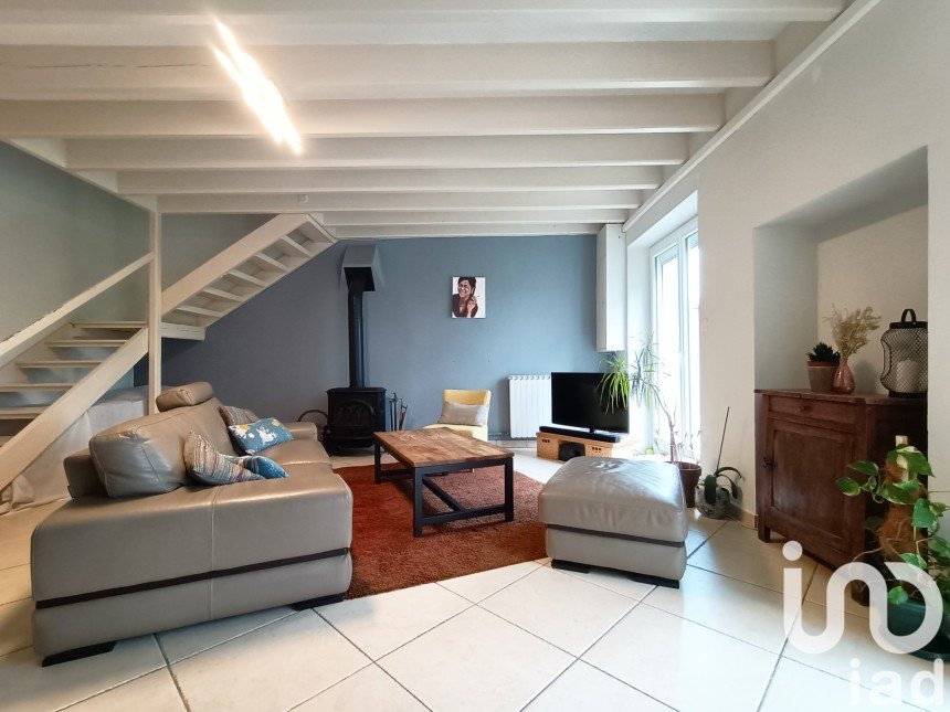 Maison de campagne 5 pièces de 120 m² à Couëron (44220)