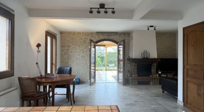 Traditional house 6 rooms of 182 m² in Garancières (78890)