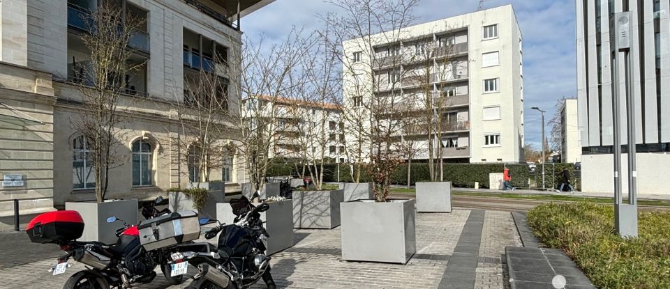 Appartement 4 pièces de 66 m² à Mérignac (33700)