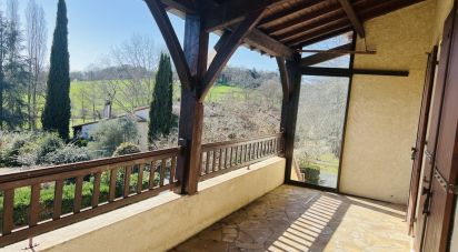 House 7 rooms of 146 m² in Lembras (24100)