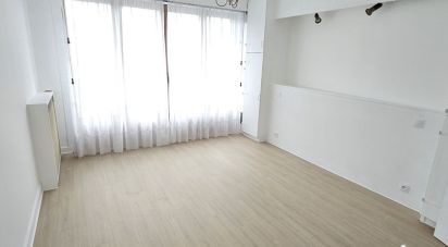 Apartment 5 rooms of 93 m² in Aubervilliers (93300)