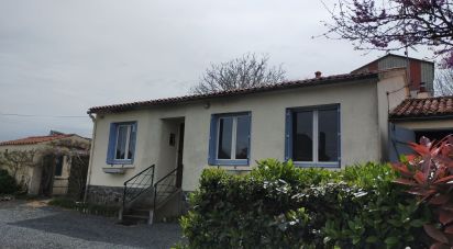 Maison 5 pièces de 77 m² à Fontenay-le-Comte (85200)