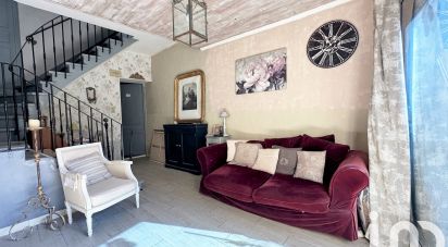 Town house 7 rooms of 135 m² in Marguerittes (30320)