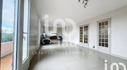 Traditional house 7 rooms of 143 m² in Quincy-sous-Sénart (91480)