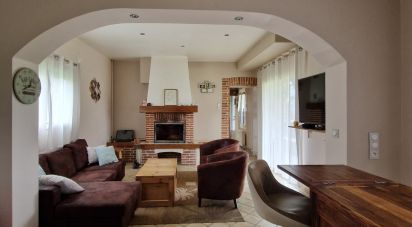 House 7 rooms of 190 m² in Beaumont-le-Hareng (76850)