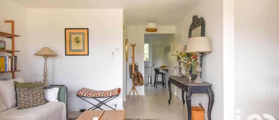 Apartment 3 rooms of 81 m² in Aubagne (13400)