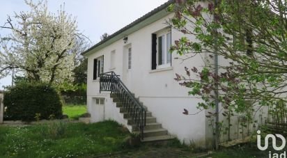 Maison 4 pièces de 82 m² à Saint-Just-Sauvage (51260)