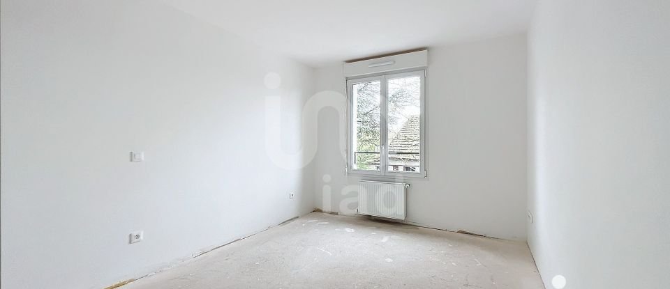 Apartment 3 rooms of 62 m² in Pontault-Combault (77340)