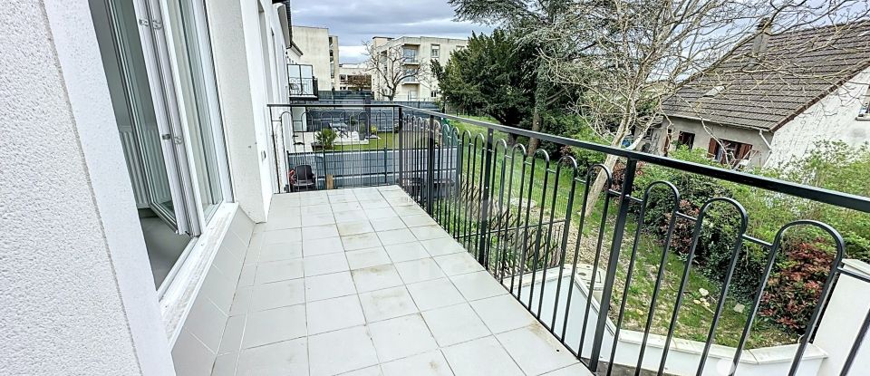 Appartement 3 pièces de 62 m² à Pontault-Combault (77340)