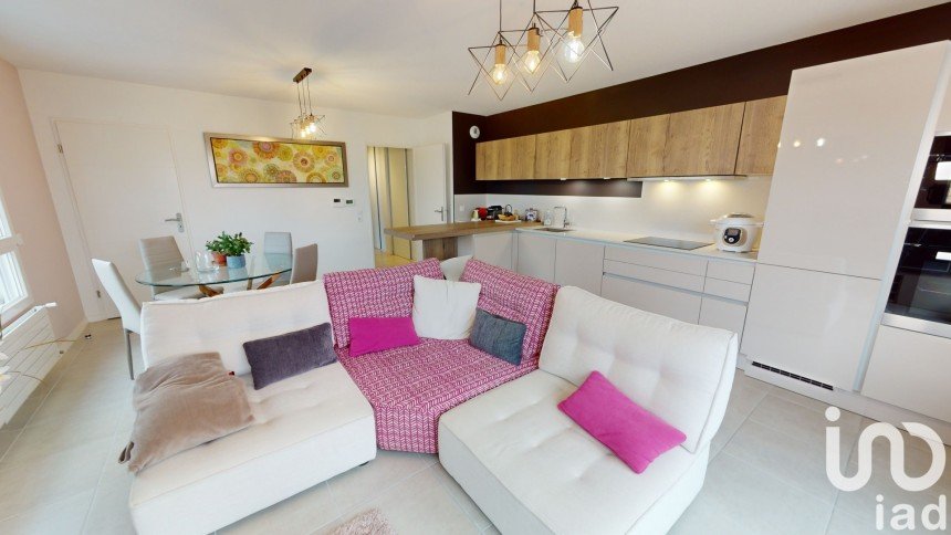 Apartment 4 rooms of 89 m² in Pau (64000)