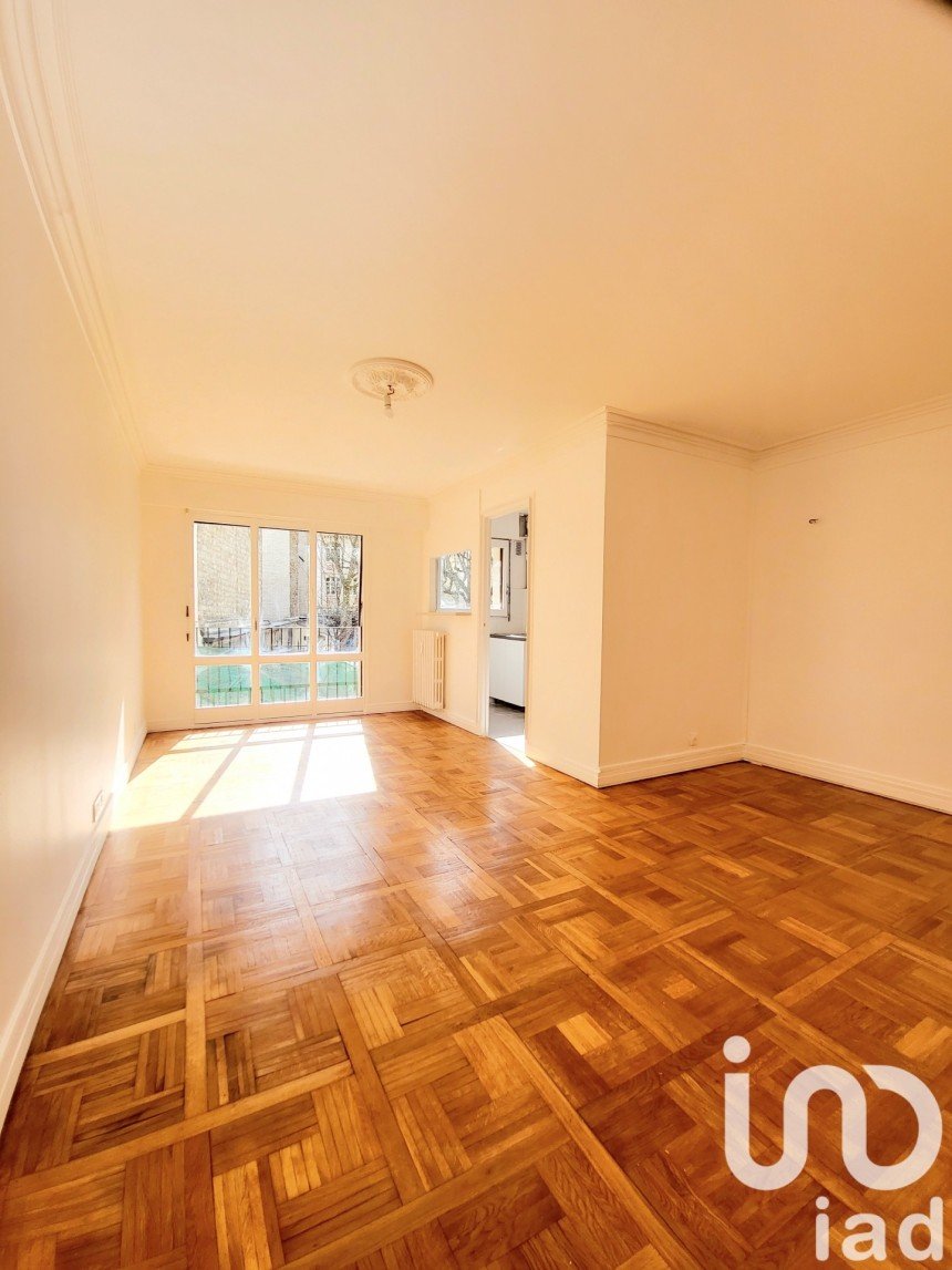 Appartement 1 pièce de 31 m² à Paris (75015)