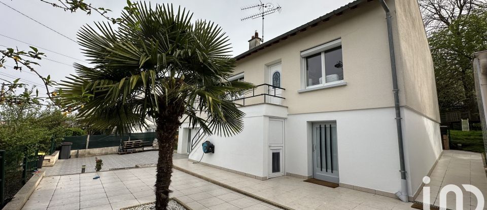 House 7 rooms of 135 m² in Corbeil-Essonnes (91100)
