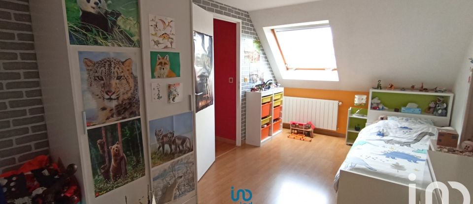 House 7 rooms of 130 m² in Ollainville (91340)