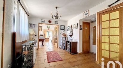 Maison traditionnelle 8 pièces de 227 m² à Oraison (04700)