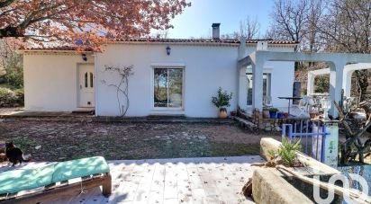 Traditional house 4 rooms of 102 m² in Tourves (83170)