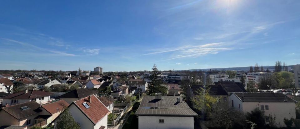 Appartement 2 pièces de 57 m² à Dijon (21000)