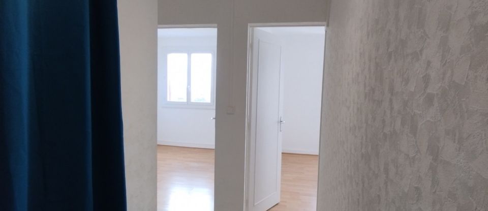 Appartement 4 pièces de 65 m² à Gourdon (46300)
