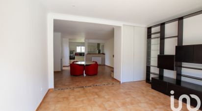 House 4 rooms of 120 m² in Poulx (30320)