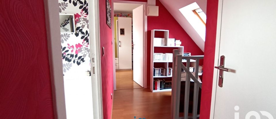 House 7 rooms of 130 m² in Ollainville (91340)