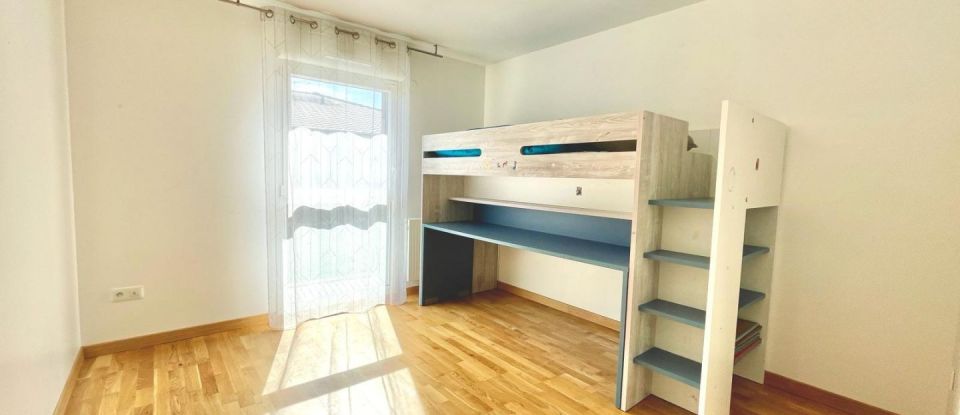 Appartement 4 pièces de 88 m² à Herrlisheim (67850)