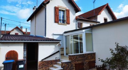 Maison 4 pièces de 84 m² à Nanteuil-lès-Meaux (77100)