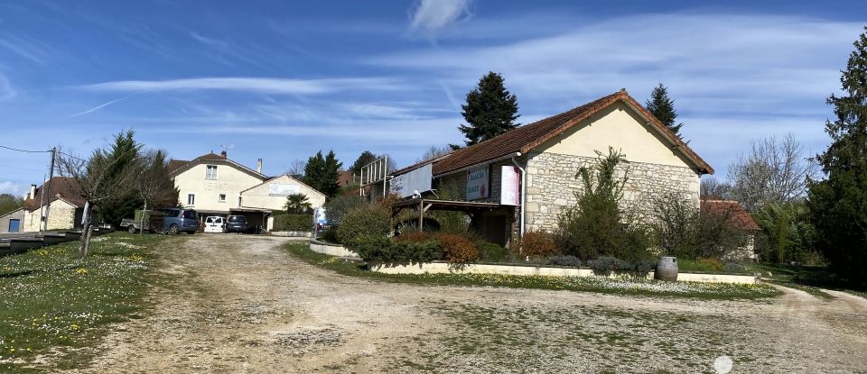 Estate 12 rooms of 400 m² in Francoulès (46090)