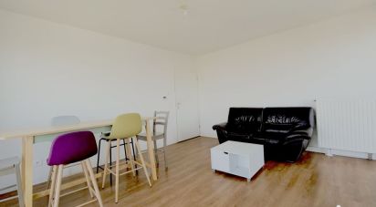 Apartment 3 rooms of 65 m² in Villejuif (94800)