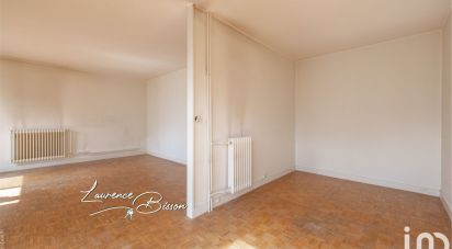 Apartment 2 rooms of 48 m² in Vincennes (94300)